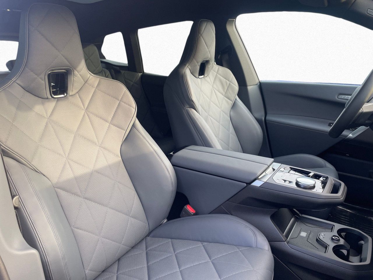 BMW iX - Bild 12