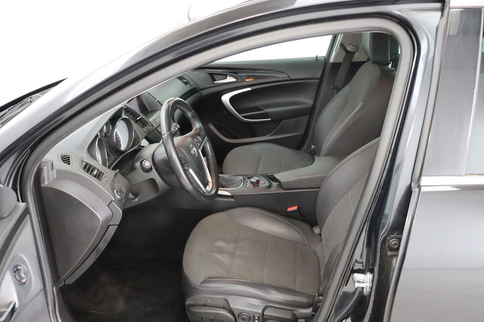 Fahrzeugabbildung Opel Insignia A Sports Tourer Innovation 4x4