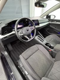 Volkswagen Golf - 11
