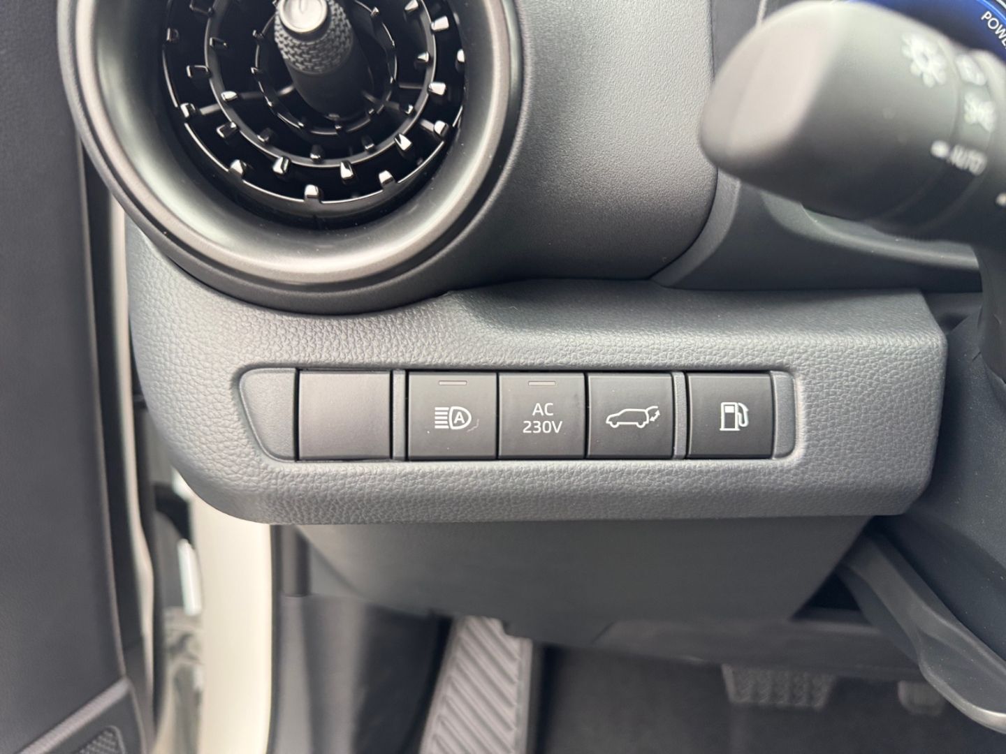 Toyota C-HR - Bild 23