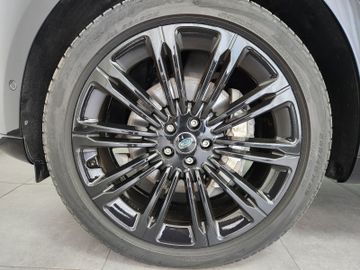 Land-Rover Range Rover - 4