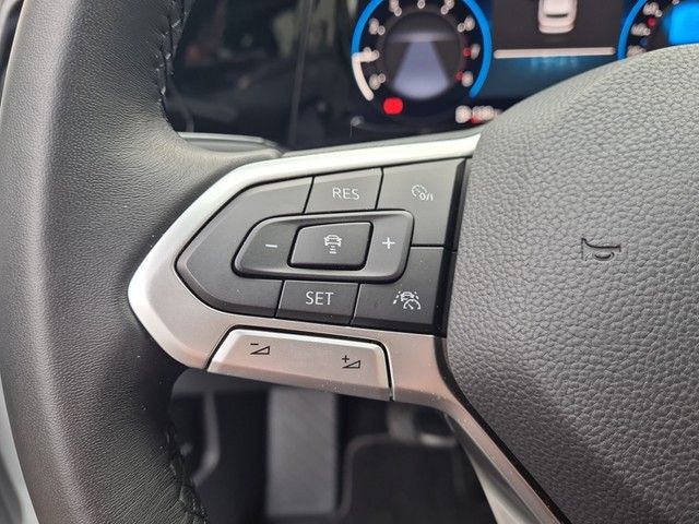 Fahrzeugabbildung Volkswagen Golf VIII Variant TSI Life LED Navi Climatronic