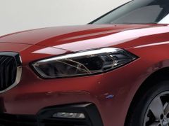 BMW 116 i Aut. Advantage HuD LiveCo LED PDC