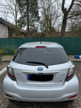Toyota Tayota Yaris Hybrid/Benzin 1.5 l - Toyota Yaris mit Benzin-Antrieb: Automatik