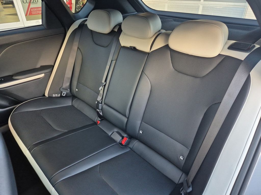 Fahrzeugabbildung Kia K4 1.6T 180 DCT GTL DWP+ SZ SD