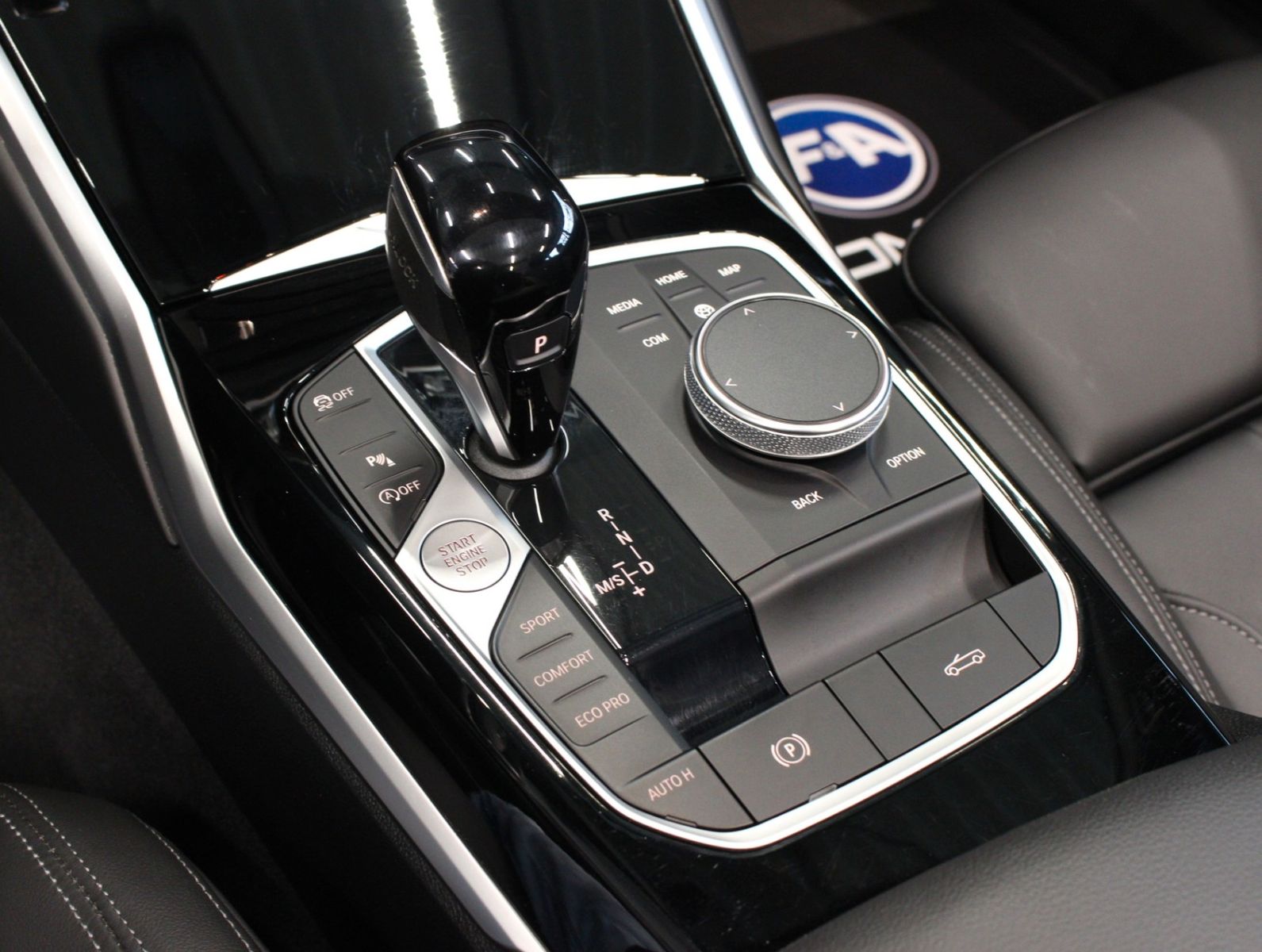 Fahrzeugabbildung BMW 420 i Cabrio 1.Hand*LED*MWST*Kamera*TOP