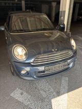 MINI Cooper Cabrio Cooper - MINI Cooper Cabrio aus 2011