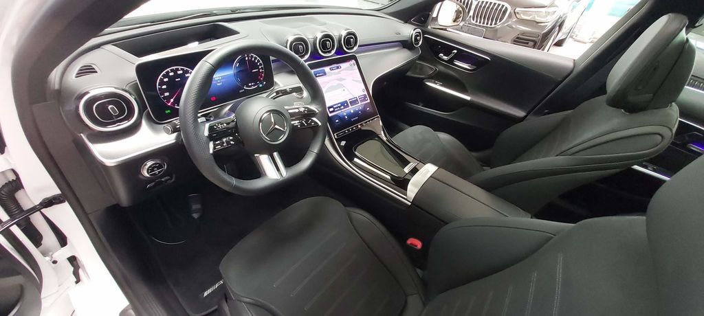 Mercedes-Benz C 300 e AMG PANO TOTW DISTR 360° AHK NETTO 42500