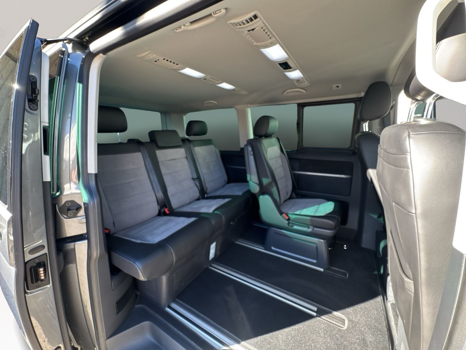 T6.1 Multivan Generation Six 4MOTION, AHK, 6-Sit