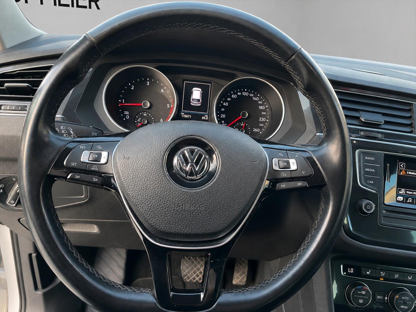 Volkswagen Tiguan Highline 4Motion | 1. Hand | DSG | AHK |
