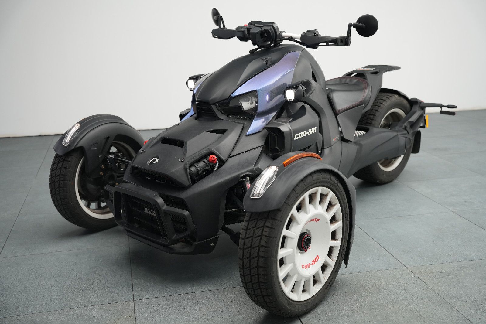 Fahrzeugabbildung Can-Am D Ryker Rally 900 INT 23