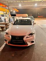 Lexus IS 300 2.5 300h F-Sport Automatik F-Sport - Lexus IS-Serie von privat