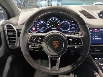 Porsche Cayenne - 10