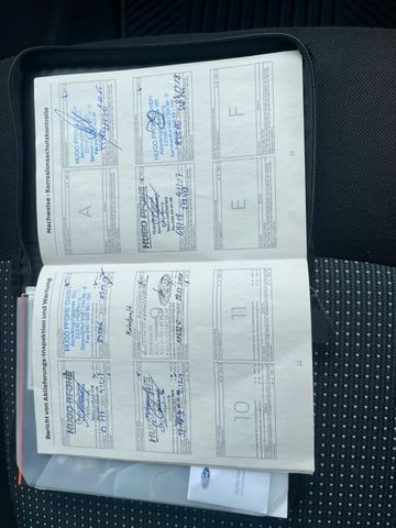 Fahrzeugabbildung Ford Mondeo Turnier Trend(Tüv&Insp.neu/ab.AHK)
