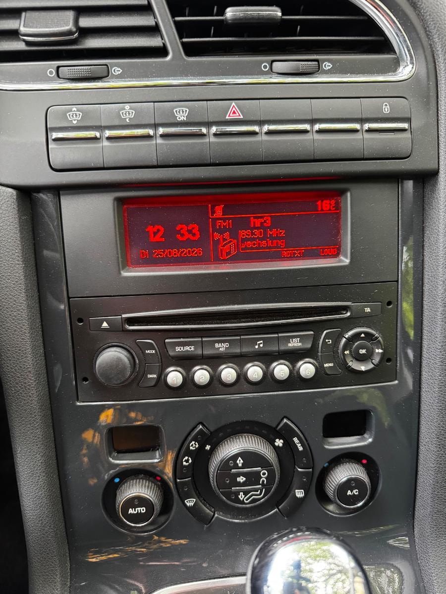 Peugeot 5008 2014 — photo 8