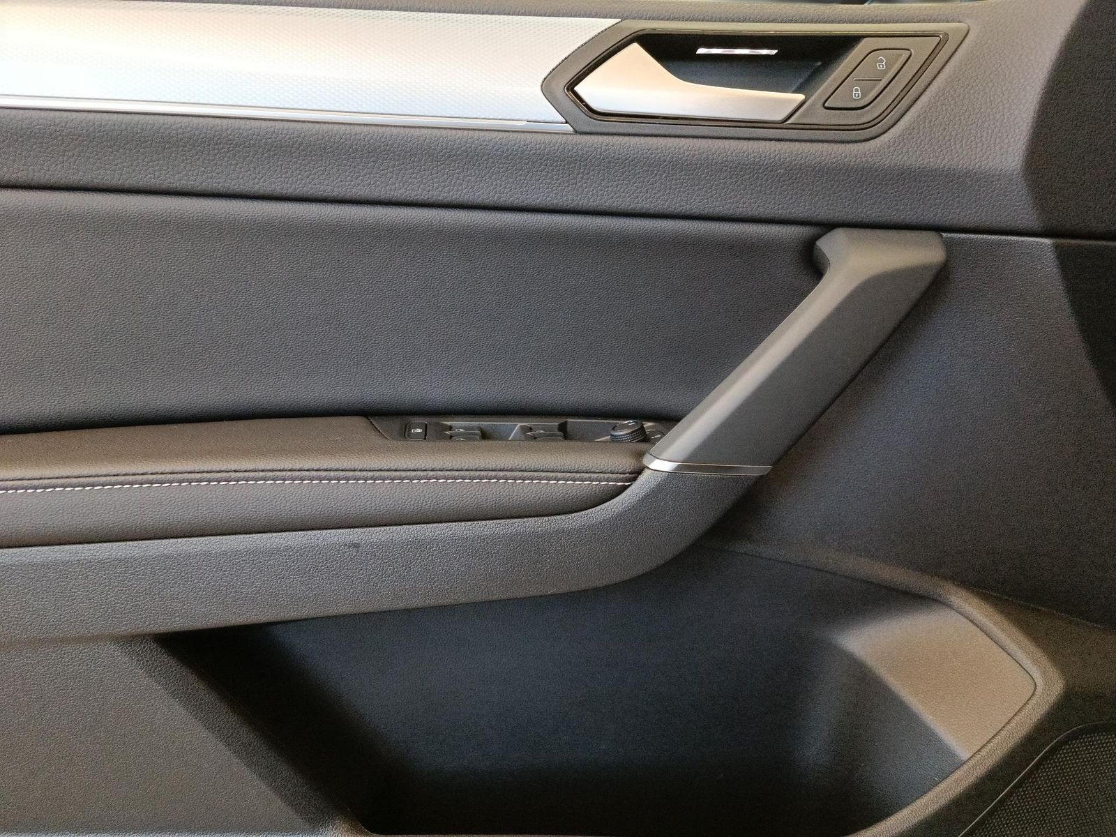 Volkswagen Touran - Bild 17
