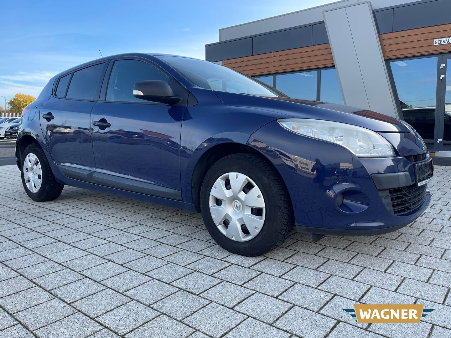 Fahrzeugabbildung Renault Megane III Authentique 1.6 16V 100