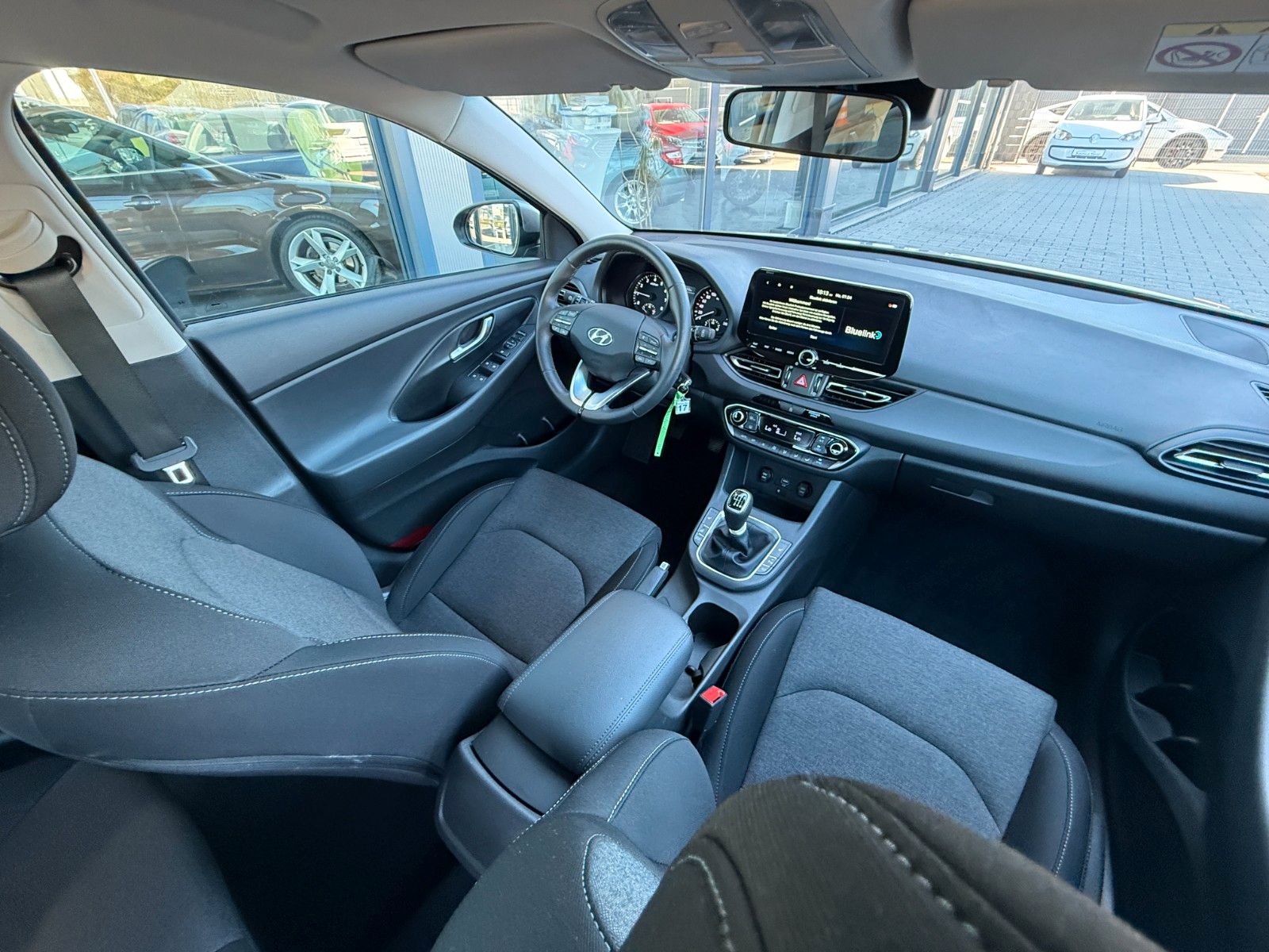Fahrzeugabbildung Hyundai i30 Trend Mild-Hybrid,Navi,Sitzh.Kamera v+h