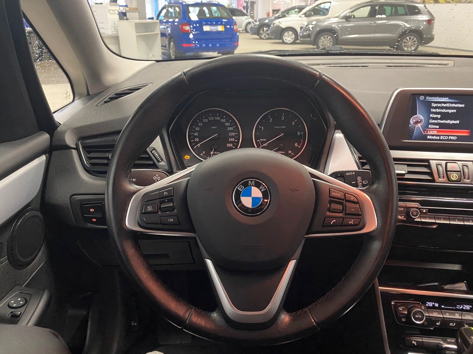 Fahrzeugabbildung BMW 218 Active Tourer 218d Advantage+NAVIGATION+LED+