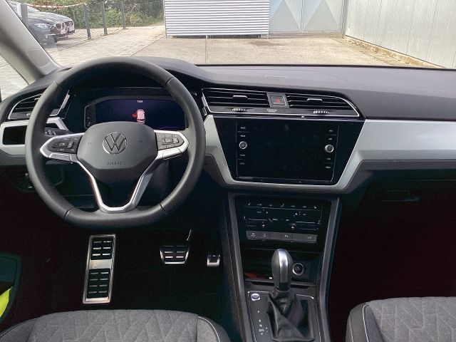 Fahrzeugabbildung Volkswagen Touran MOVE 2,0 TDI DSG 7-SITZER KAMERA LED NAVI