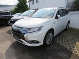 Mitsubishi Outlander PHEV 4WD Antroid Auto/Appel Carplay - Mitsubishi aus 2000
