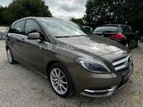 Mercedes-Benz B 200/AUTOMATIK/PDC/SHZ/KLIMA/UVM.. - Mercedes-Benz B 200 in Bremen