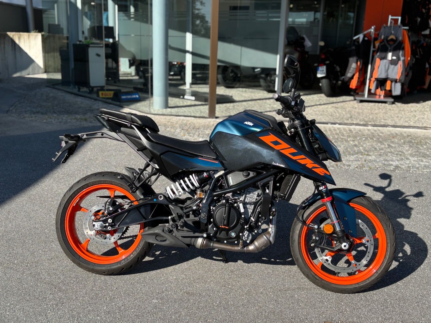 Fahrzeugabbildung KTM 125 Duke Modell 2025