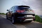 Alfa Romeo Stelvio 2.0 Turbo 16V 206kW Super AT8-Q4 Super - schwarze Alfa Romeo Stelvio