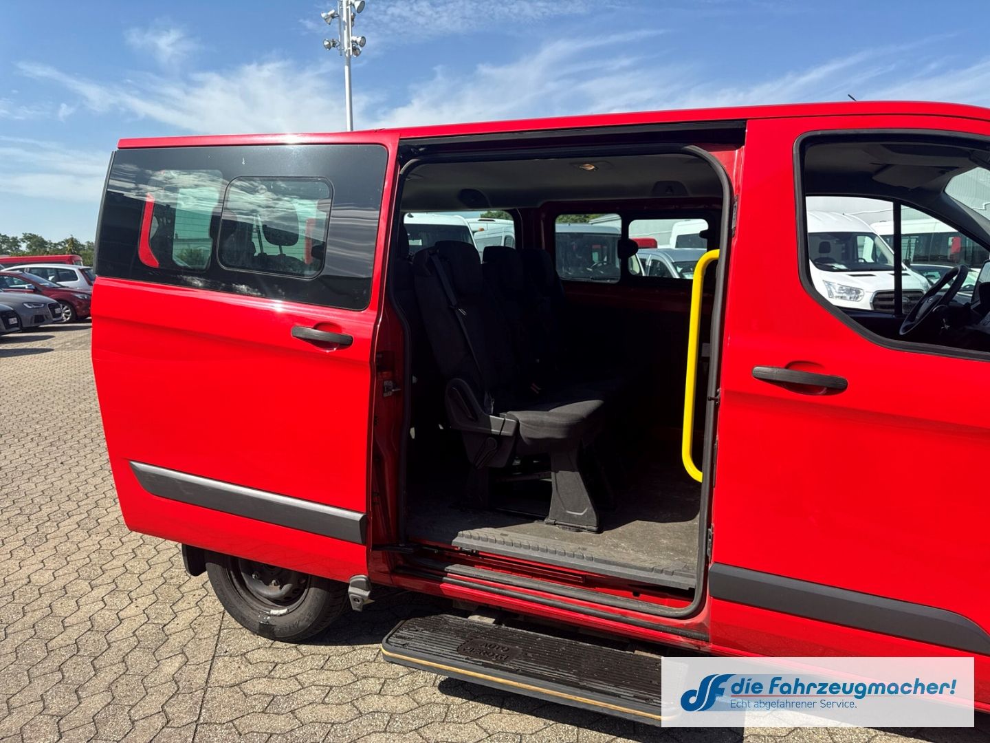 Fahrzeugabbildung Ford Transit Custom Tourneo 300 L1 EXPORT *2041