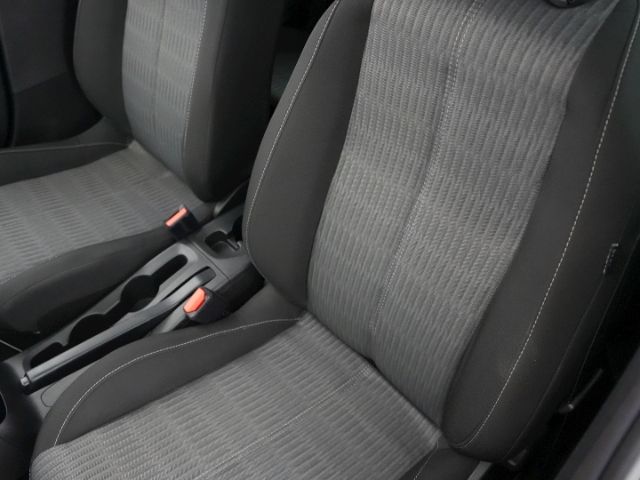 Corsa F EDITION+NAVI+RÜCKFAHRKAMERA+SITZHEIZUNG+