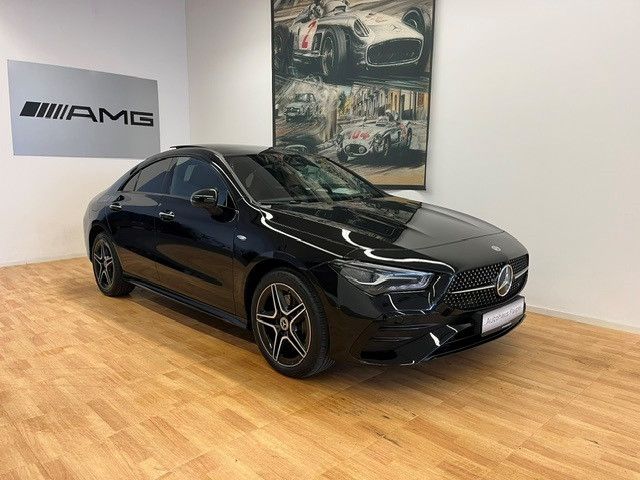 MERCEDES-BENZ CLA 250e Coupe AMG-Line Panorama Soundsystem