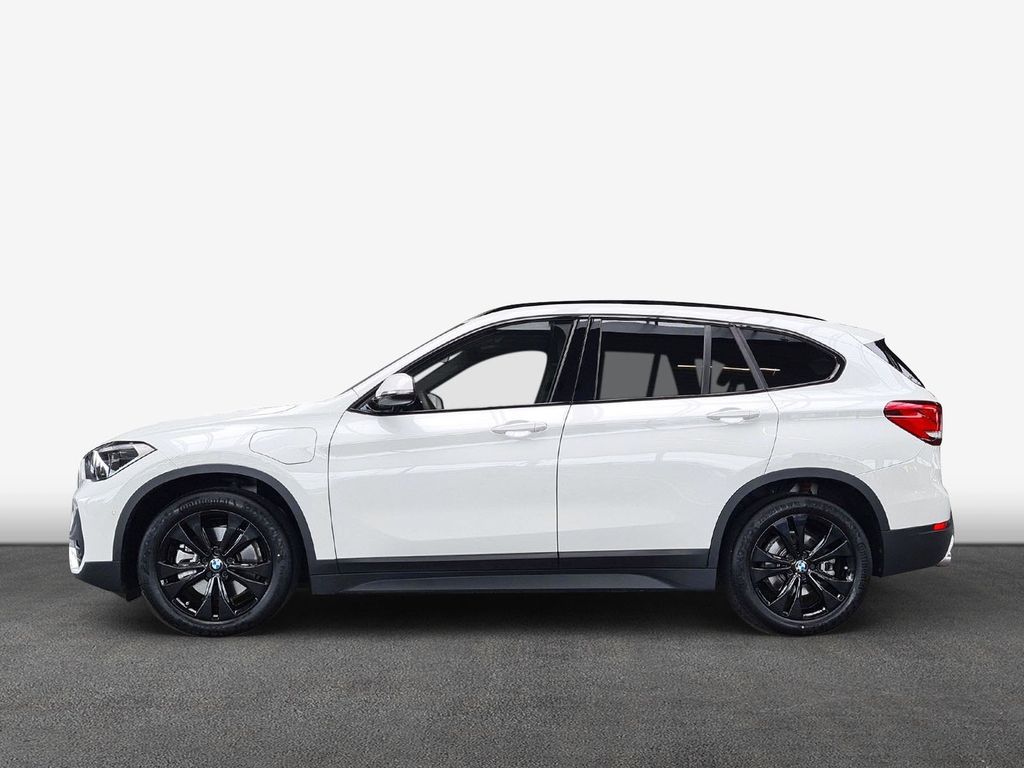 BMW X1 xDrive25e Advantage DAB LED Navi Tempomat Shz