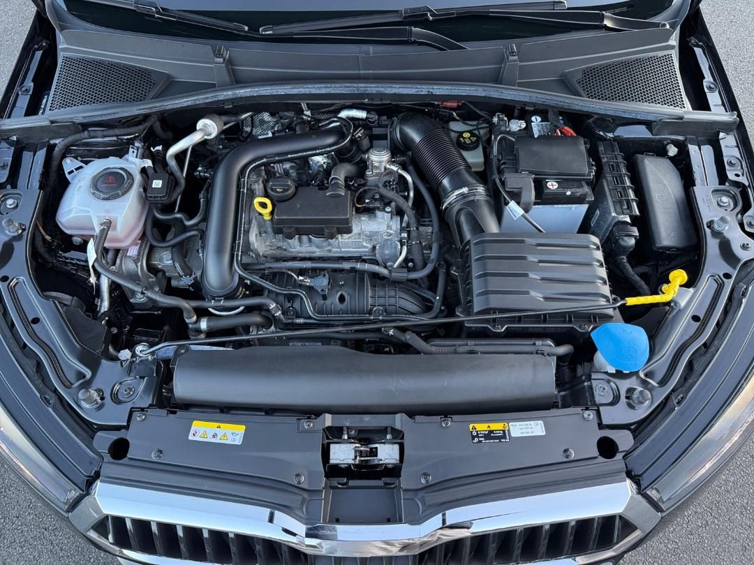 Fabia Ambition Navi ACC CarPlay LED