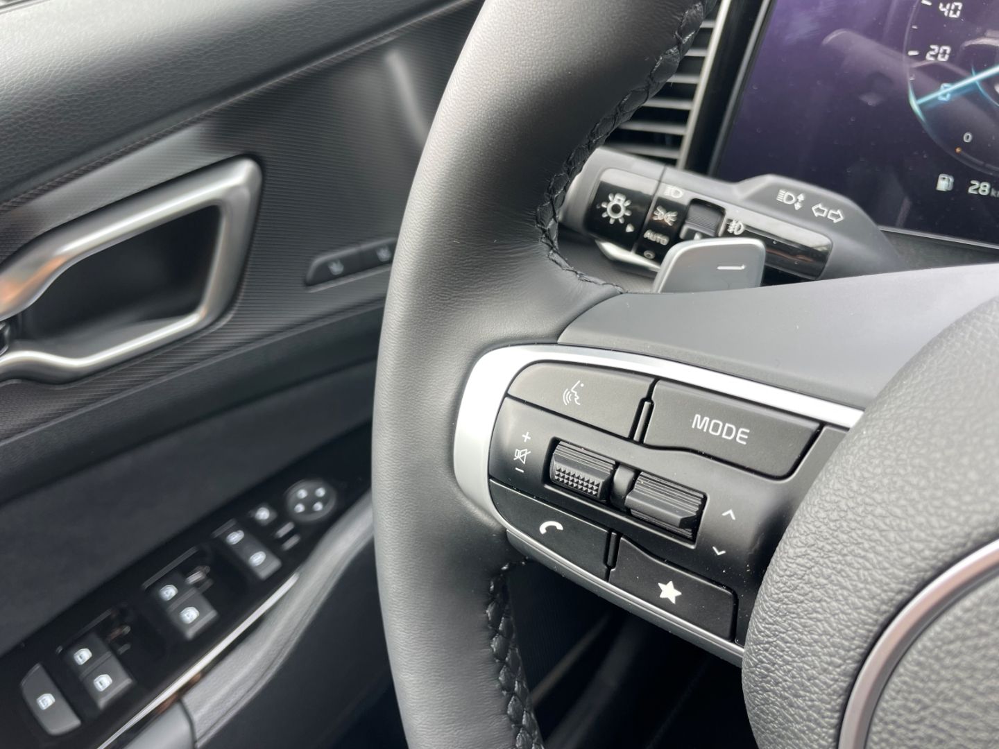 Fahrzeugabbildung Kia Sportage GT-Line Plug-in Hybrid 4WD LED Memory