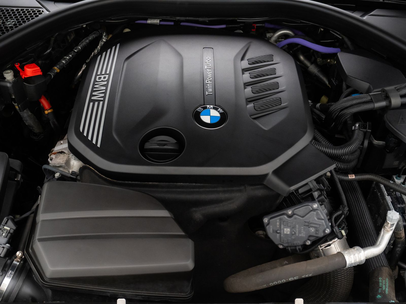 Fahrzeugabbildung BMW 320d  xD Sport Line Laser HUD DAB Komfort Alarm