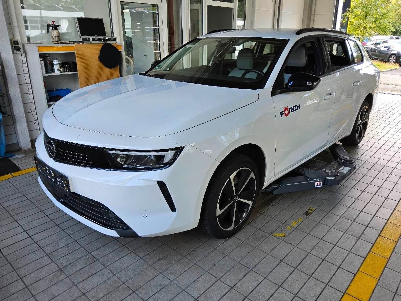 Fahrzeugabbildung Opel Astra L ST 1.5D ELEGANCE NAVI/LED/KAMERA/SPORT