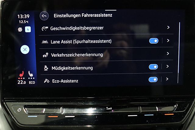 ID.4 Pure 125kW Wärmep.IQ.LIGHT KAMERA Winterr.