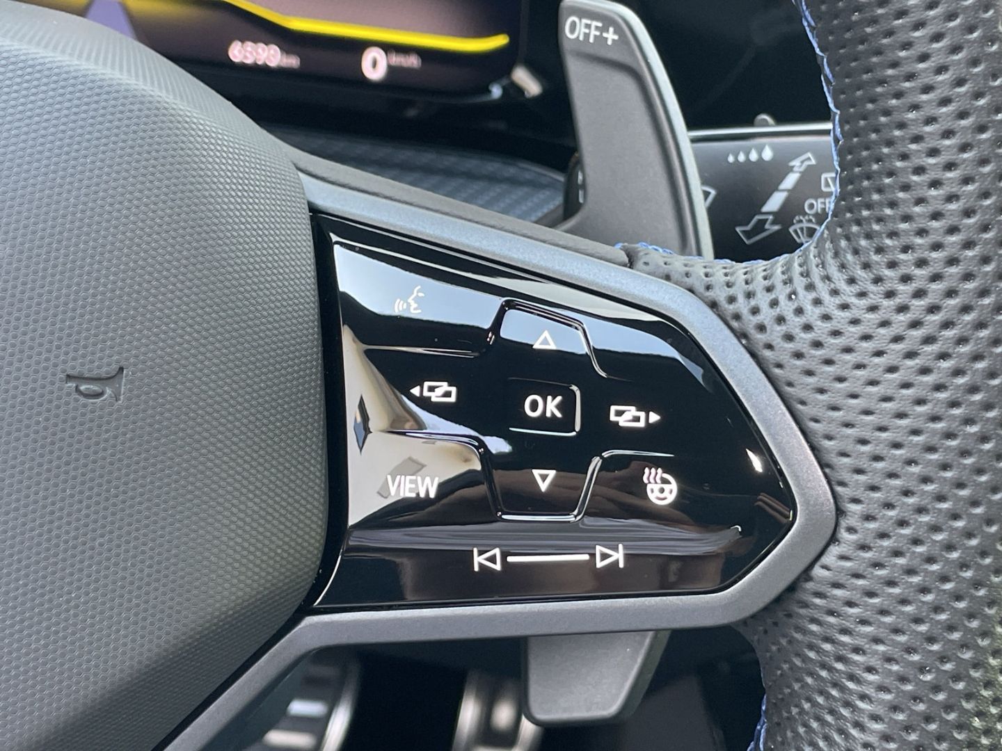 Golf R 333 Perf. 2.0 TSI DSG 4Motion No.17/333