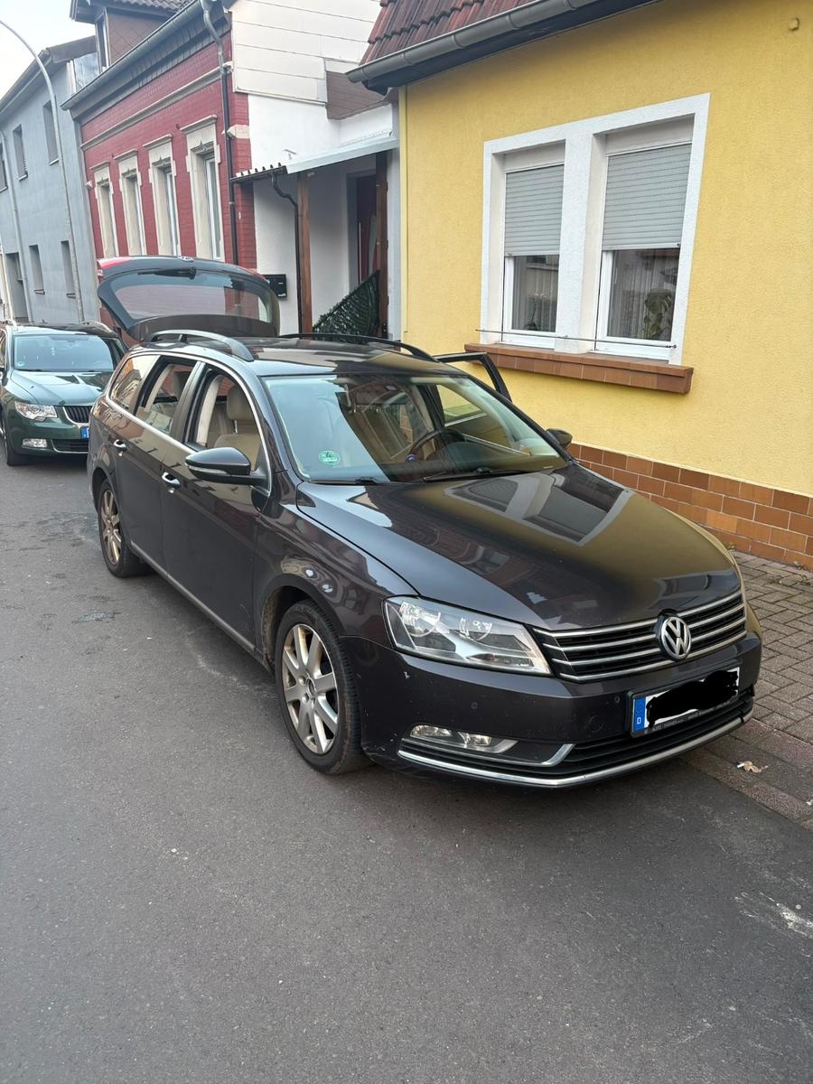 Volkswagen Passat 2010 — photo 10