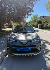Toyota RAV 4 2,5l Hybrid Benzin/Elektro Allrad - Toyota RAV 4 Gebrauchtwagen in München