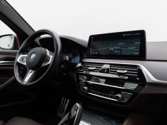 Foto Nummer 35: BMW 530e