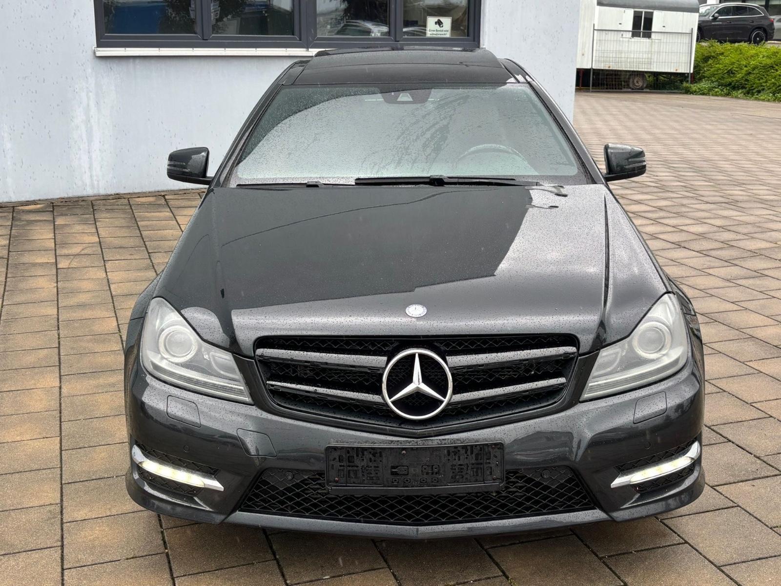 Mercedes-Benz C 200 C Coupe C 200 CGI BlueEfficiency