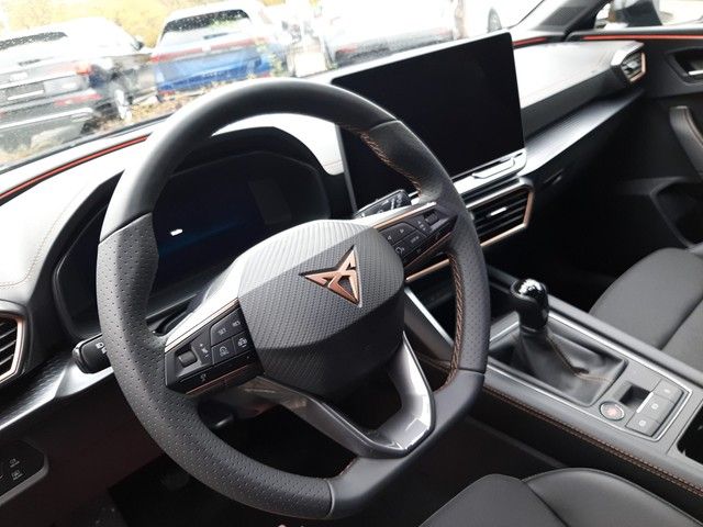 Fahrzeugabbildung Cupra Leon 1.5 TSI Kamera AppConnect ACC 18" LED