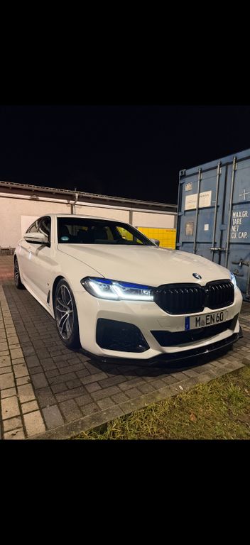 Image of BMW 530