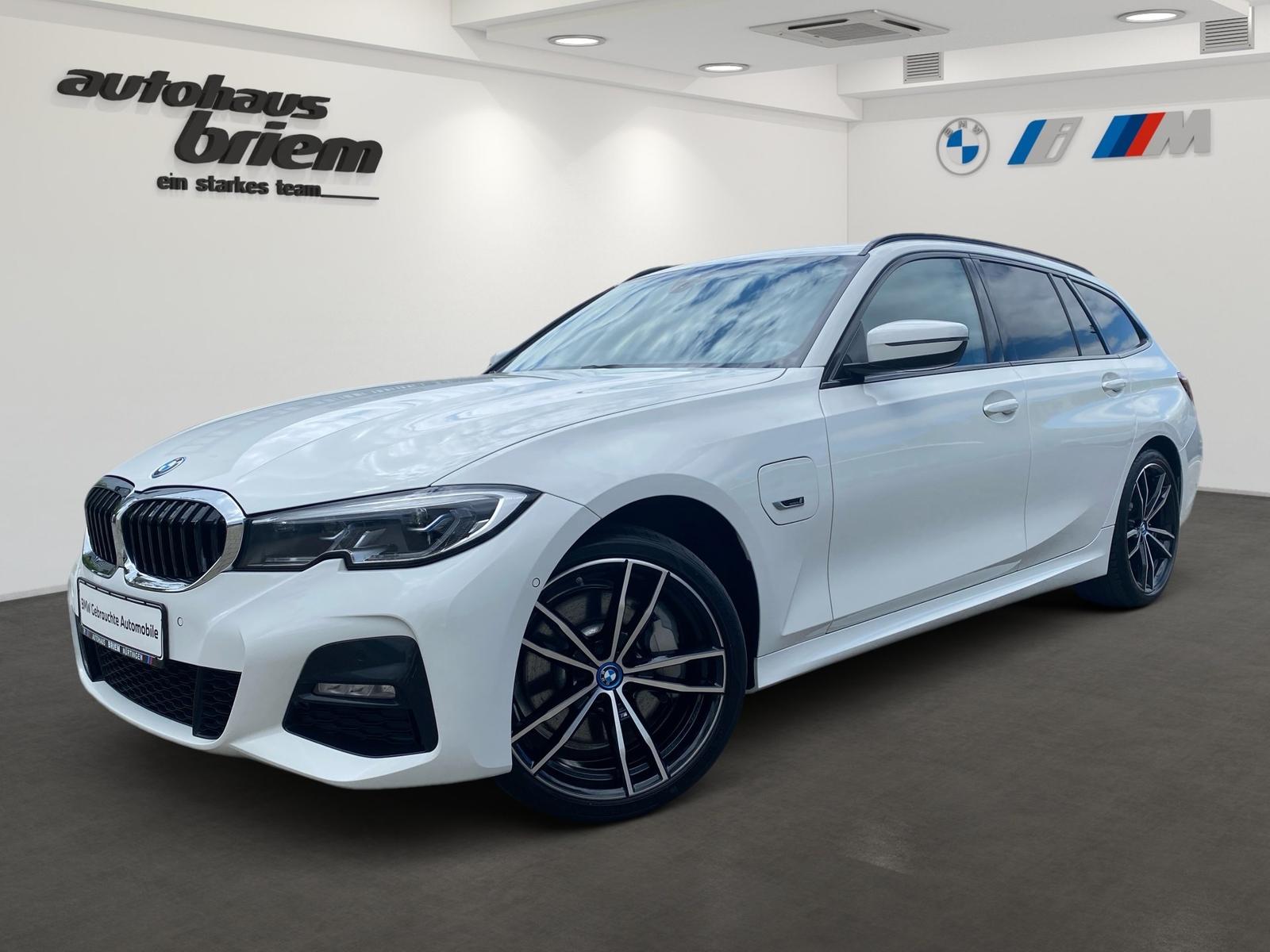 BMW 330e xDrive Touring M Sport Head-Up HiFi DAB
