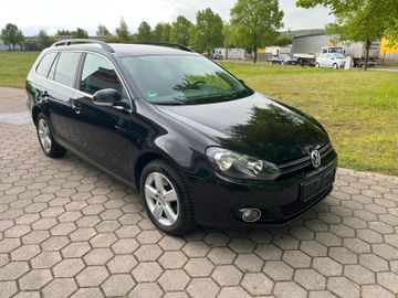Volkswagen Golf - 2