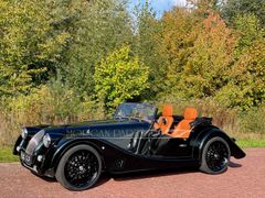 Fahrzeugabbildung Morgan Plus Six Bentley Emerald Midnight Green NEUWAGEN