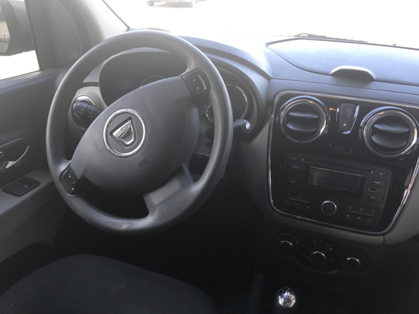 Dacia Lodgy 2015 — photo 11