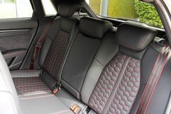 AUDI RS3 Sportback/RS DYNAMIK/ SONOS/ KOMFORT PRO AUDI RS3 Sportback/RS DYNAMIK/ SONOS/ KOMFORT PRO