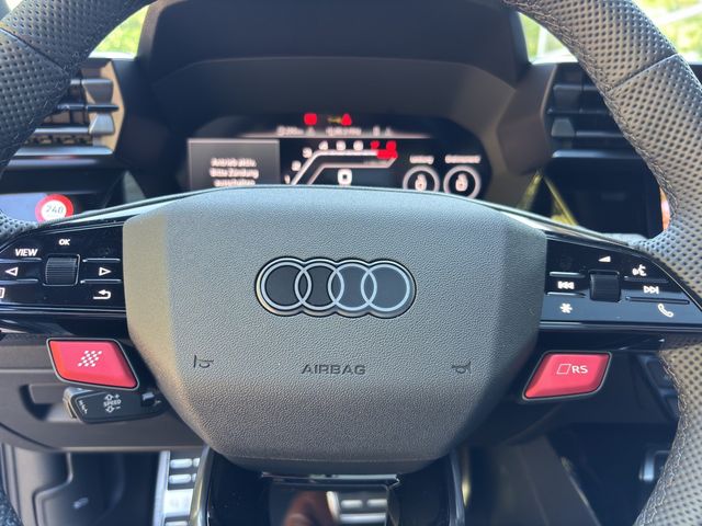 RS3 Sportback 294 kW S tronic PANO 360° SONOS